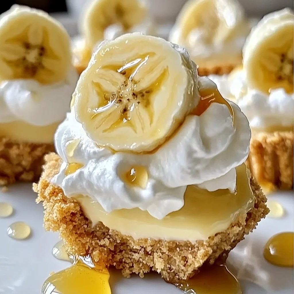 No-Bake Mini Banana Cream Pies - Easy & Delicious Recipe